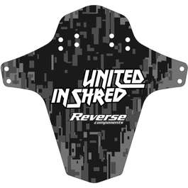 Aparatoare Bicicleta REVERSE United in Shred - Digi Camo